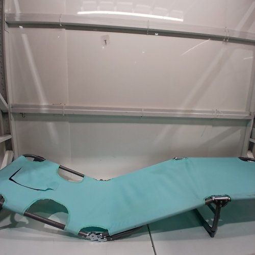 AMAZON BASICS OUTDOOR FOLDABLE LOUNGE CHAIR WITH MULTI-ANGLE BACKREST - TURQUOISE (MODEL: JC10160) image 2