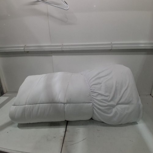 QUILTED MATTRESS TOPPER WITH ELASTIC STRAPS - 2" - KING - WHITE image 3