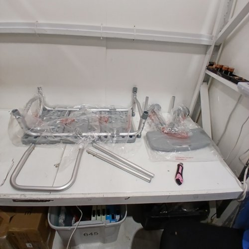 MEDLINE GUARDIAN BATHTUB TRANSFER BENCH WITH BACK SUPPORT & SUCTION FEET - 400LBS CAPACITY - GREY (MODEL: G3-100KBX1) image 2