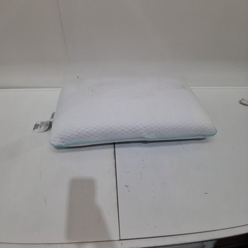 MARTHA STEWART MEMORY FOAM COOLING PILLOW - QUEEN (18" X 28") (MODEL: 1392500) image 3