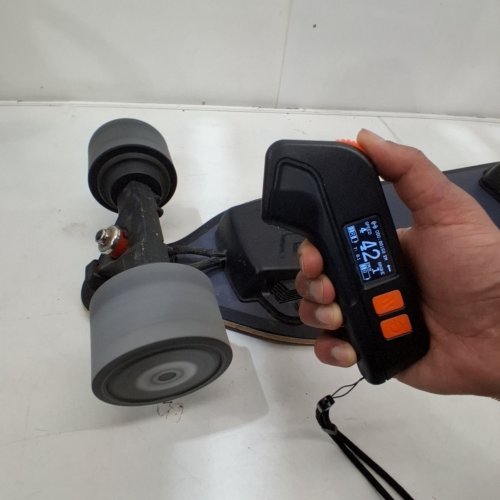 MEEPO ELECTRIC LONGBOARD WITH REMOTE, TOP SPEED UP TO 47KM/H- 32KM RANGE - 38" - BLACK /GREY (MODEL:V3S) image 3