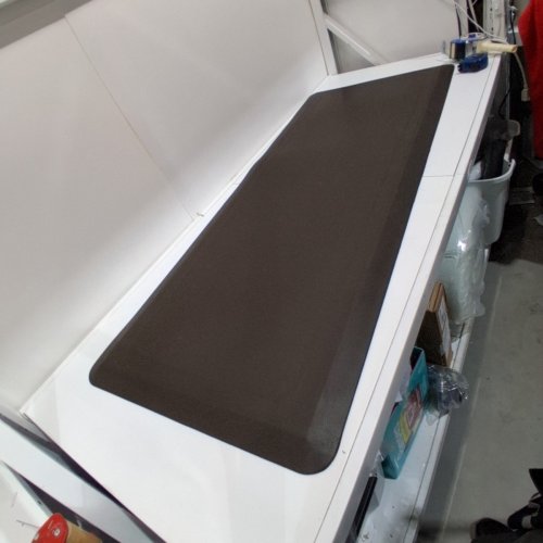 NOVAFORM ANTI-FATIGUE KITCHEN RUNNER MAT - 24" X 60" - BROWN (MODEL: 2096330) image 2