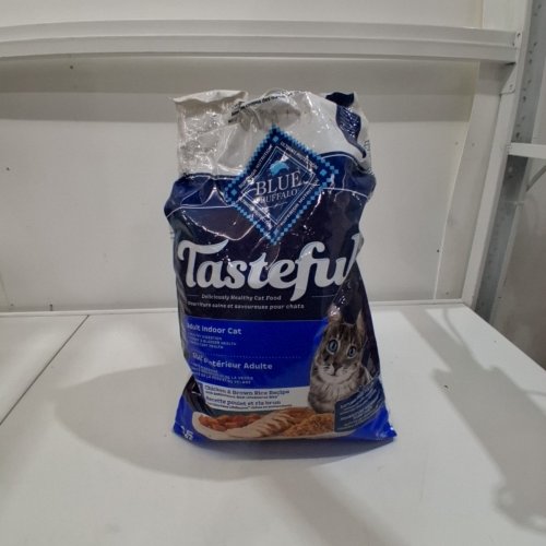 BLUE BUFFALO TASTEFULS NATURAL ADULT INDOOR CHICKEN DRY CAT FOOD - 15 LBS (APPROX.) image 3