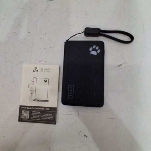 INIU 10000MAH POWER BANK, BLACK - (MODEL: BI-B41) image 3