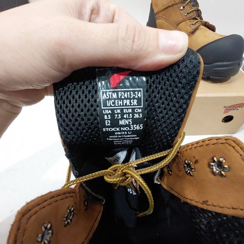 MEN'S RED WING WATERPROOF CSA SAFETY TOE WORK BOOTS - 8.5 - BROWN (ITEM: 3565) image 5