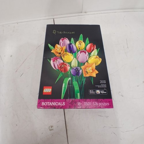 576PC LEGO TULIP BOUQUET - (MODEL: 11501) image 4
