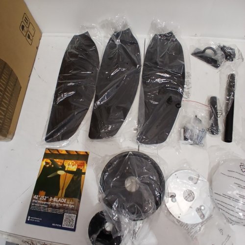DEPULEY 3-BLADE CEILING FAN WITH LIGHT - 42" - BLACK (MODEL: WS-FPZ184-18C-42BK-A) image 5