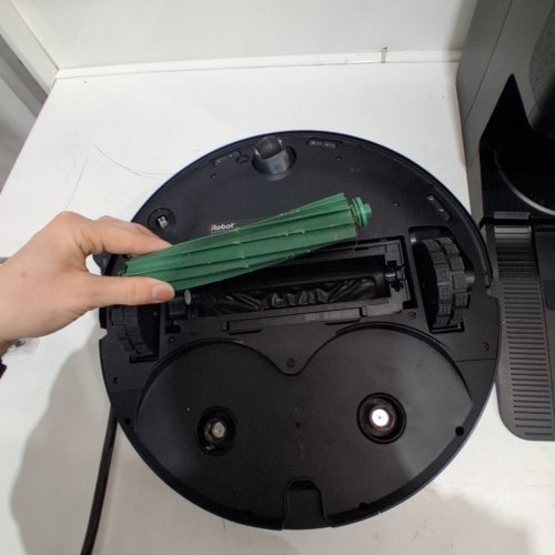 ROOMBA PLUS 405 COMBO ROBOT VACUUM & AUTOWASH DOCK WITH SELF-EMPTYING/CLEANING & LIDAR NAVIGATION - WORKS WITH ALEXA / GOOGLE ASSISTANT / SIRI - BLACK/GREY (MODEL: G185020) image 9