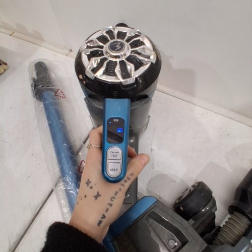 EUREKA HYPERCLEAN LIGHTWEIGHT CORDLESS VACUUM - BLUE (MODEL: NEC222C) image 2