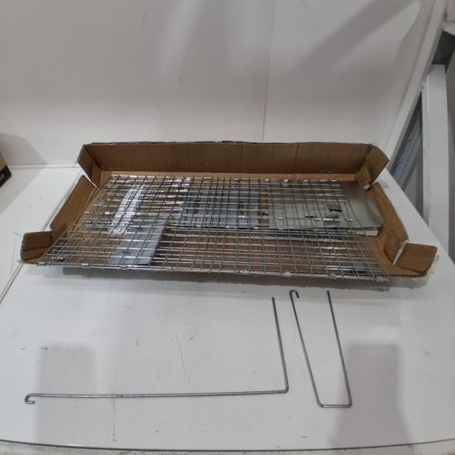 VEVOR HUMANE GALVANIZED IRON ANIMAL TRAP - 24" X 8" X 8" - SILVER - (MODEL: LB-18) image 2