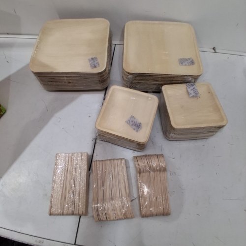 250PK ECO SOUL PALM LEAF BAMBOO DINING SET image 2