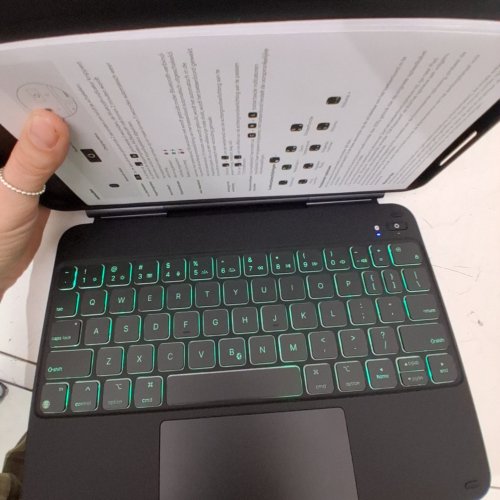 ESR EASY-SET FLOATING CANTILEVER STAND 360 MAGNETIC KEYBOARD CASE FOR IPAD AIR 10.9 AND PRO 11 - BLACK (MODEL: 6B014A 6B022) image 2