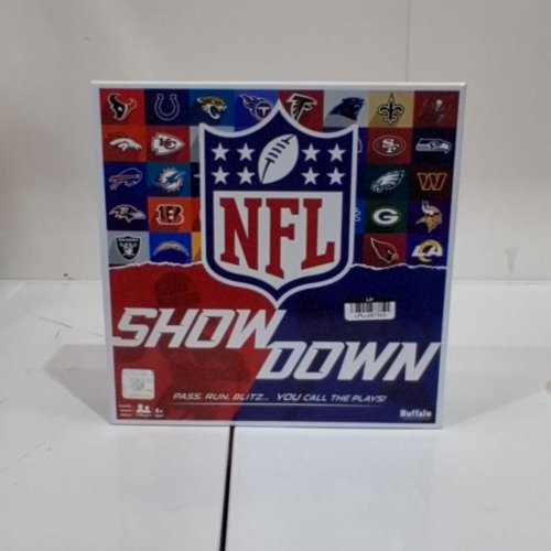 BUFFALO GAMES NFL SHOWDOWN BOARD GAME image 4