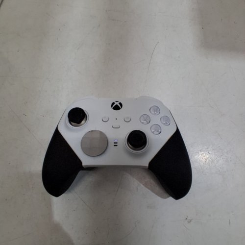 XBOX ELITE SERIES 2 CORE CONTROLLER - WHITE image 3