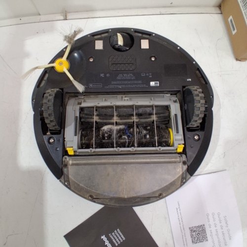 IROBOT ROOMBA 675 ROBOT VACUUM, WI-FI CONNECTIVITY, WORKS WITH ALEXA, GOOD FOR PET HAIR, CARPET, HARD FLOOR, SELF CHARGING, WITH EXTRA FILTER - BLACK image 5