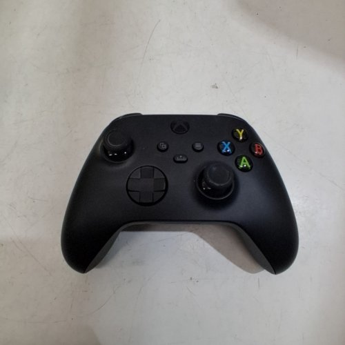 XBOX ONE CORE CONTROLLER - CARBON BLACK image 3