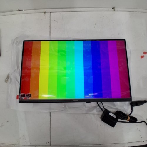 SAMSUNG ESSENTIAL S3 CLASS 16:9 IN-PLANE SWITCHING (IPS) FULL HD LCD MONITOR - 24" - BLACK (MODEL: S24D300GAN) image 3