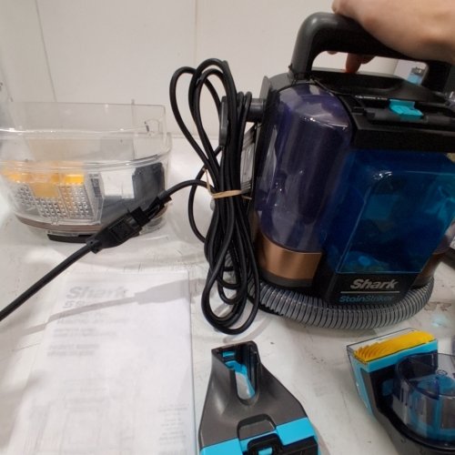 SHARK STAINSTRIKER HAIRPRO PORTABLE SPOT/STAIN/ODOUR ELIMINATOR WITH 4 ATTACHMENTS - COPPER/BLACK (MODEL: PX251C 26) image 2