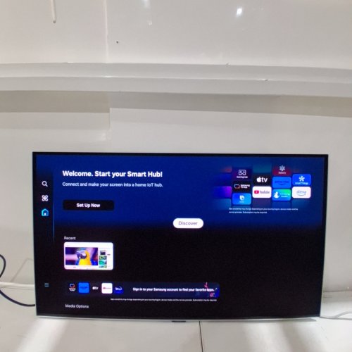 SAMSUNG G8 OLED 32" 4K ULTRA HD 240HZ 0.03MS GTG OLED FREESYNC/G-SYNC MONITOR - WHITE (MODEL: LS32DG802SNXZA) image 4