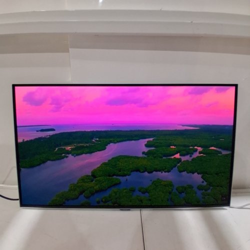 SAMSUNG G8 OLED 32" 4K ULTRA HD 240HZ 0.03MS GTG OLED FREESYNC/G-SYNC MONITOR - WHITE (MODEL: LS32DG802SNXZA) image 6