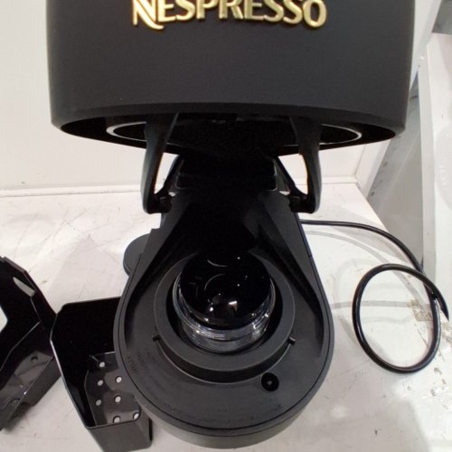 BREVILLE NESPRESSO VERTUO POP+ DELUXE COFFEE & ESPRESSO MACHINE - MATTE BLACK/GOLD (MODEL: BNV125MTB1BUC1) image 8