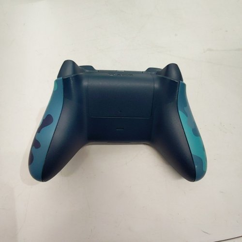 XBOX WIRELESS CONTROLLER - FOR XBOX SERIES X|S, XBOX ONE, AND WINDOWS 10 DEVICES - MINERAL CAMO (MODEL: QAU-00073) image 3