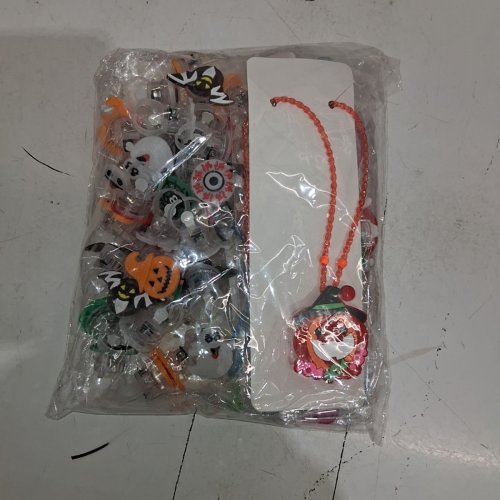 48PC HALLOWEEN NOVELTY JEWELRY - RING, NECKLACES. BRACELETS - MULTICOLOUR image 3