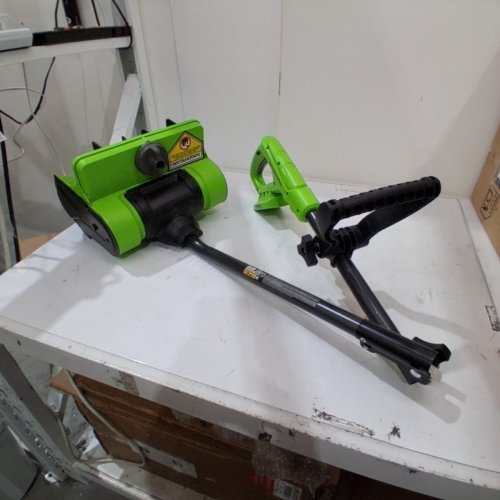 GREENWORKS PRO CORDLESS SNOW SHOVEL *TOOL ONLY* - 24V - 12" - GREEN (MODEL: SS24L00) image 2