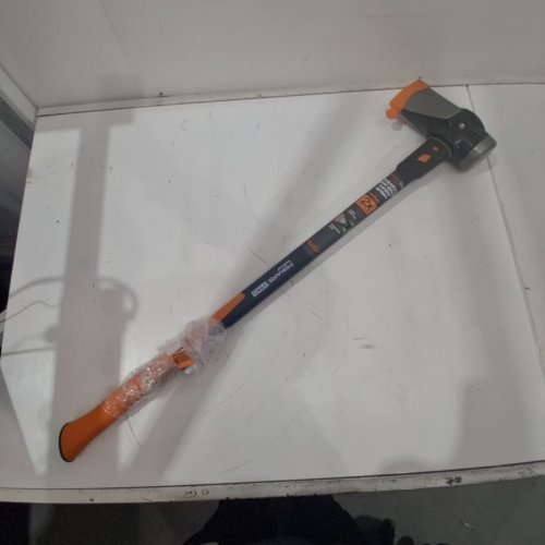FISKARS PRO ISOCORE WOOD SPLITTING MAUL 8LB image 2