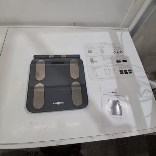 RUNSTAR VOICE PROMPT BLUETOOTH ENABLED DIGITAL SCALE FOR BODY WEIGHT, FAT AND BMI - GREY (MODEL: FG2211LB) image 3