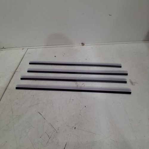 4PK MAGNETIC SHOWER DOOR SEAL STRIP - 20" image 2