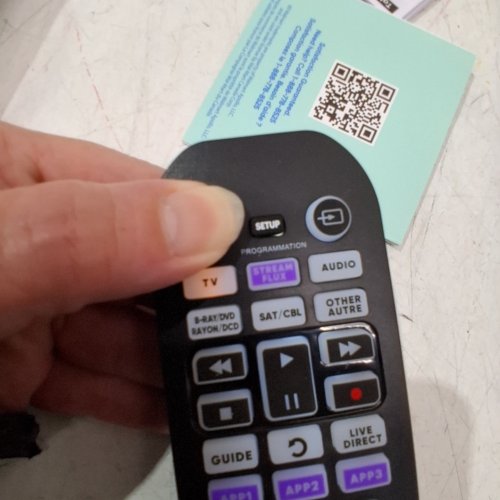ONN. 6-DEVICE UNIVERSAL REMOTE CONTROL - COMPATIBLE WITH ALL MAJOR BRANDS - BLACK image 2
