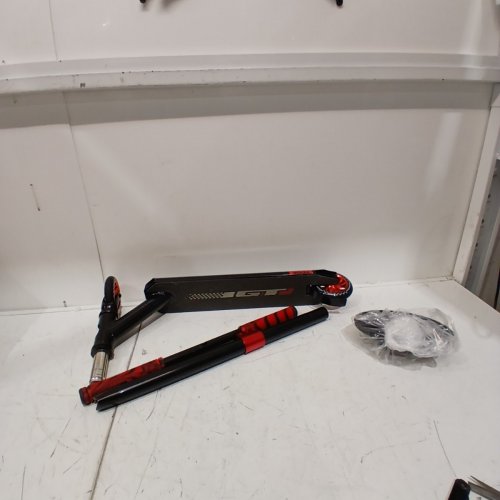 TEEN STUNT PRO COMPLETE TRICK SCOOTERS - AGE 11-13 - RED/BLACK (MODEL: YTN-38) image 2