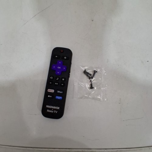 MAGNAVOX ROKU TV 720P SMART TELEVISION - 24" - BLACK (MODEL: MRT2405) image 8
