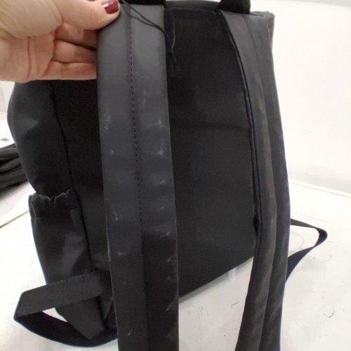 HUNTER TOP CLIP BACKPACK WITH LAPTOP POCKET - 16L - BLACK image 4
