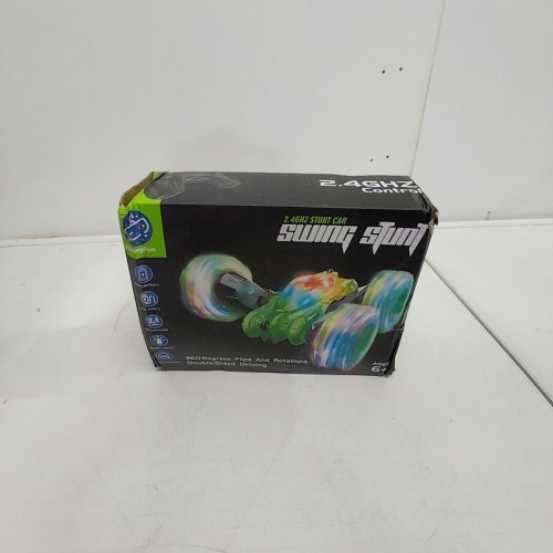 SWING STUNT 2.4GHZ REMOTE CONTROL STUNT CAR - GREEN image 2