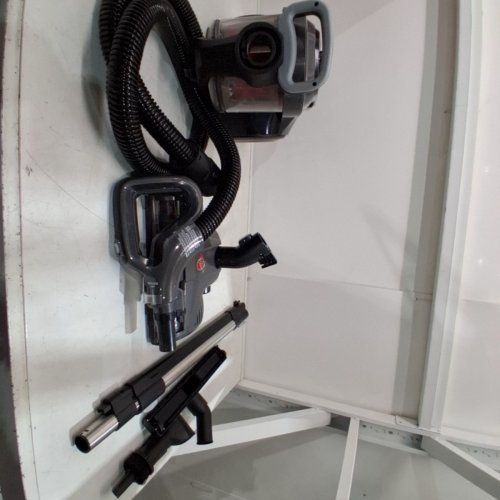 HOOVER WINDTUNNEL BAGLESS CORDED, POWERED BRUSH ROLL CANISTER VACUUM - BLACK/RED (MODEL:SH40500CA) image 3