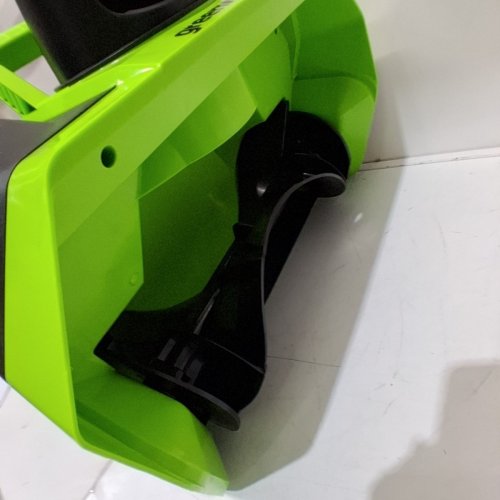 GREENWORKS PRO 80V 20-INCH CORDLESS SNOW THROWER - GREEN - (MODEL:2600402) image 3