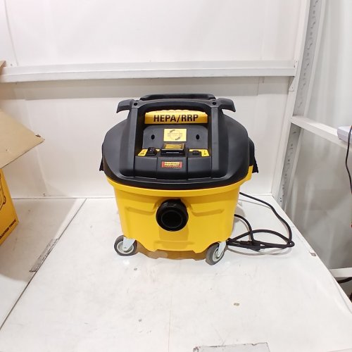 DEWALT HEPA DUST EXTRACTOR WITH AUTOMATIC FILTER CLEANING - 8GAL/5FT HOSE - BLACK/YELLOW (MODEL: DWV010) image 3