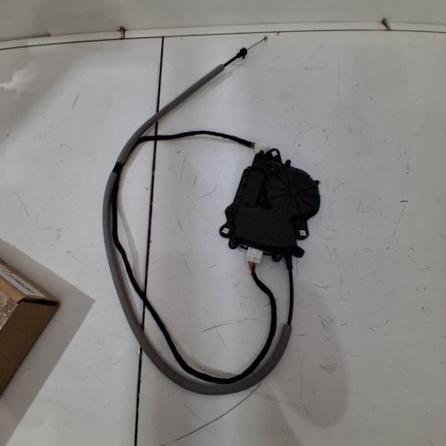 AUTOMOTIVE ACTUATOR ASSEMBLY WITH CABLE FOR SELECT BMW VEHICLES - BLACK image 3