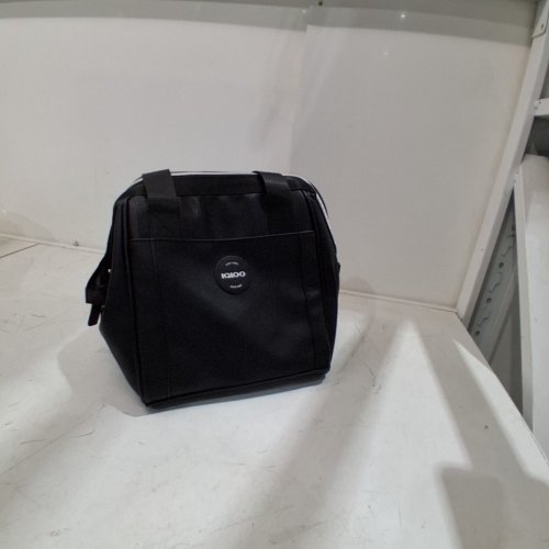 IGLOO LUXE COOLER/LUNCH BAG - 9 CANS MAX CAPACITY - BLACK/SILVER (MODEL: 2014223) image 5