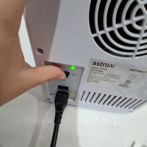 ASTROAI MINI FRIDGE 4 LITER image 3