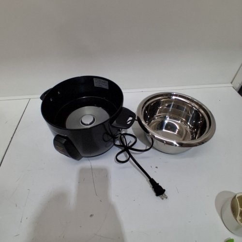 ELITE GOURMET ELECTRIC RICE COOKER/WARMER - 10 CUP CAPACITY - BLACK (MODEL: ERC2010B) image 3
