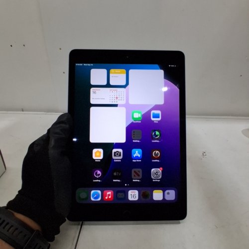 APPLE IPAD 7TH GEN 10.2" WI-FI, 32GB - SPACE GREY - (MODEL: A2197/MW742J/A) image 3