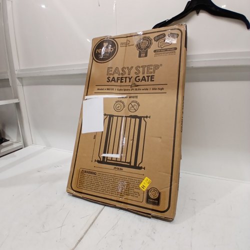 REGALO EASY STEP SAFETY GATE - 29"- 38.5" - WHITE (MODEL: 1160-DS) image 3