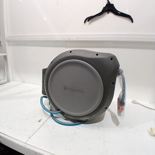 GARDENA RETRACTABLE HOSE REEL - 83FT - GRAY (MODEL: 8050-44) image 3