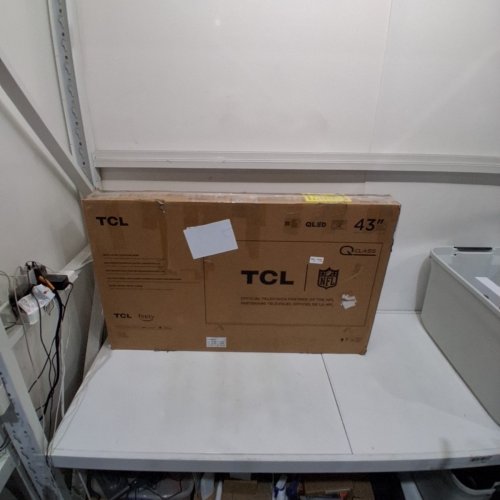 TCL 43" CLASS Q6 QLED FIRE TV WITH VOICE REMOTE, HDR PRO+, DOLBY VISION AND DOLBY ATMOS - 4K UHD (MODEL: 43Q651F) image 17