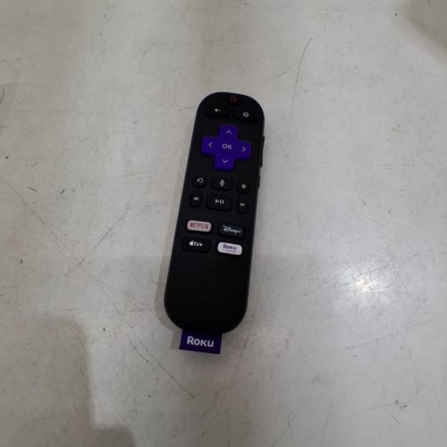 ROKU VOICE REMOTE FOR ROKU PLAYERS AND ROKU TVS - MODEL#RCAL7CA image 2