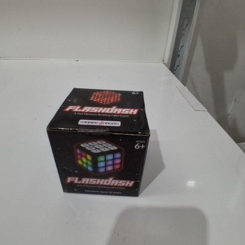 WINNING FINGERS LIGHT MEMORY FLASHDASH GAME CUBE - 3.5" - MULTICOLOUR (MODEL : 7028047) image 2