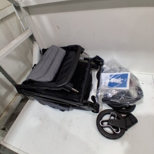 GRACO READY2JET COMPACT TRAVEL STROLLER - BLACK/GREY (MODEL : 2220342) image 2